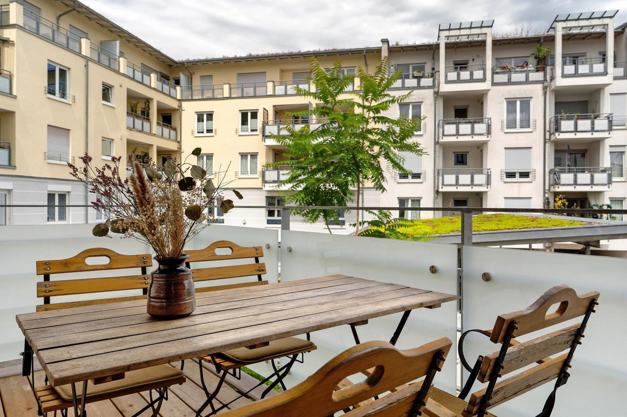 Km Style Apartments 6 弗赖堡 外观 照片